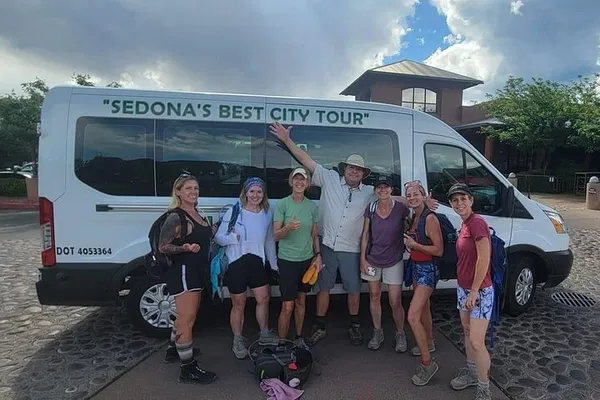 Sedona's Top-Rated Sightseeing Tour: 5-Star Views!