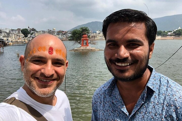 Unveiling Pushkar's Soul: A Spiritual City Walking Tour