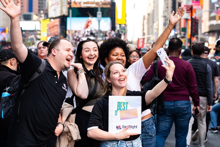 Midtown Manhattan: A Cultural Walking Tour Through Iconic Landmarks & Hidden Gems