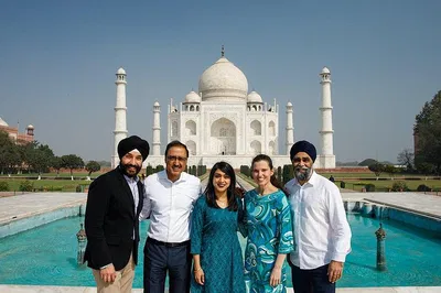 Agra Day Trip: Private Taj Mahal Tour from Delhi by Car