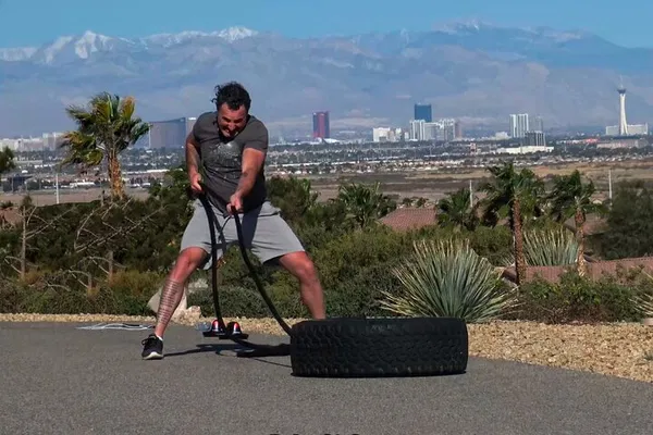 Vegas Skyline Fitness: Conquer the Henderson Obstacle Course!