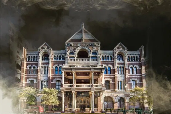 Uncover Austin's Haunted History: A Ghostly Walking Tour