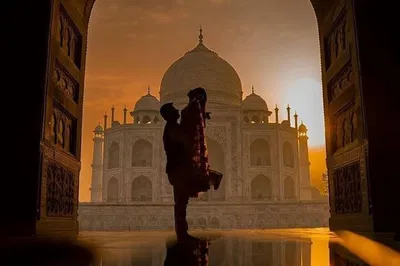 Witness Taj Mahal's Sunrise Splendor: A Deluxe Delhi Day Trip