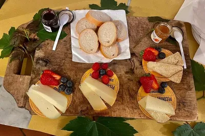 Montepulciano Food Tour: Gourmet Tuscan Wine & Flavors