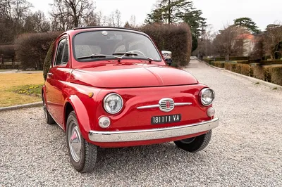 Vintage Fiat Adventure: Uncover Naples' Charm