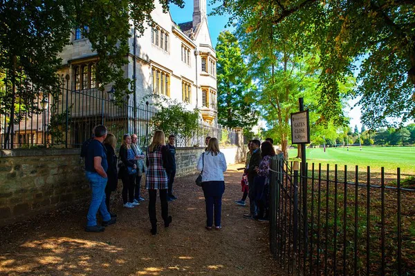 Oxford Tour: Alumni Guide, College & Harry Potter Sites