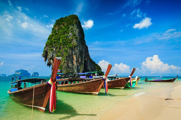 Krabi's Classic 4 Islands Tour: A Longtail Boat Adventure