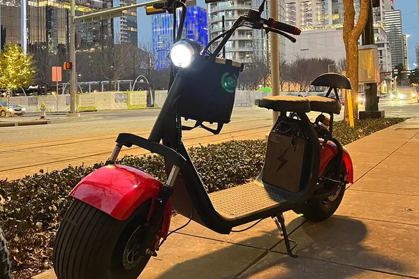 Dallas Fat-Tire Scooter Adventure: Explore the City in Style!