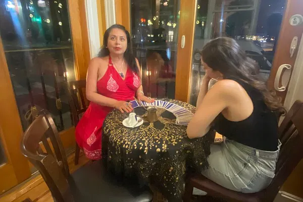 Uncover Salem's Secrets: Witchcraft, History & Tarot!