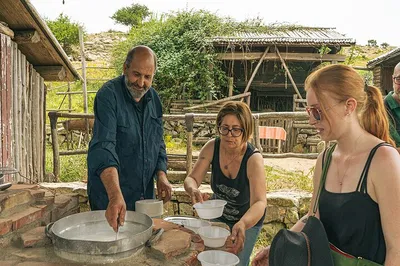 Cefalu: Sicilian Villages & Ricotta Cheese Farm Tour