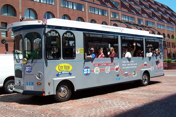 Discover Boston's Revolutionary Past: 80-Min Freedom Trail Trolley Tour