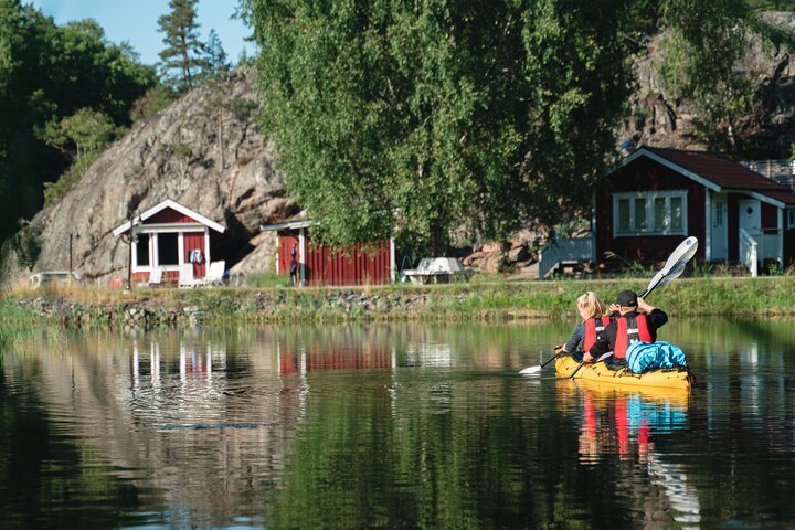 Unleash Your Inner Explorer: Stockholm Archipelago 3-Day Kayak Adventure