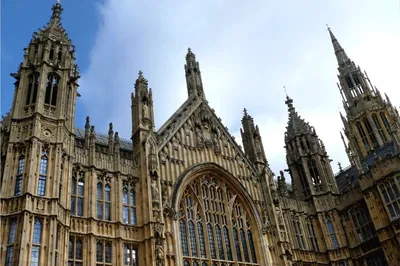 Uncover London's Power: A Private Historical Walking Tour
