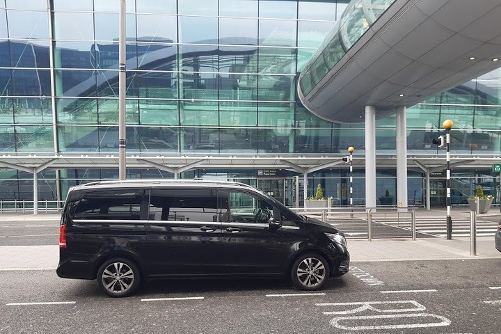 Dublin Airport to Ballybunion: Premium Private Transfer