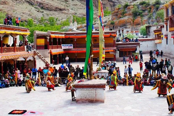 Unveiling Ladakh: A Rustic Week of High-Altitude Wonders