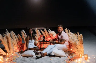 Miami Sunset Beach Picnic: Unforgettable Oceanfront Bliss