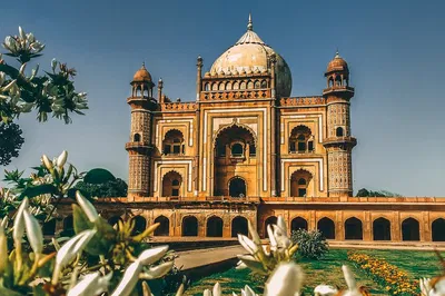 Discover Delhi's Treasures: A Personalized Private Tour Experience