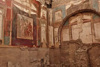 Herculaneum Unearthed: A Private Roman Journey from Naples