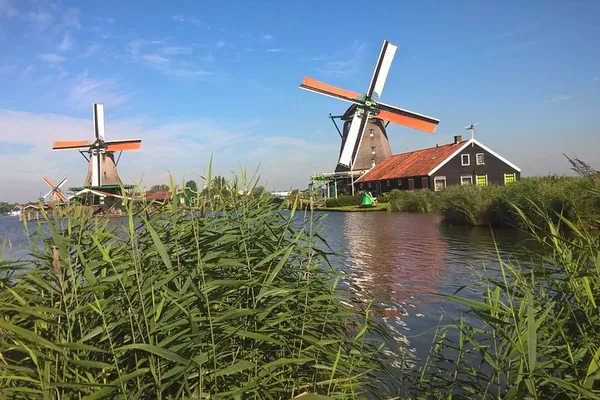 Zaanse Schans Windmills Tour: Cheese & Clogs from Amsterdam
