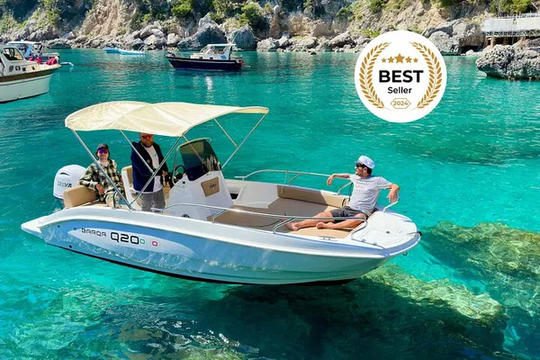 Capri Private Boat Tour: Blue Grotto from Sorrento