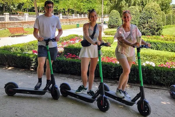 Madrid E-Scooter Adventure: Explore the City with Freedom!