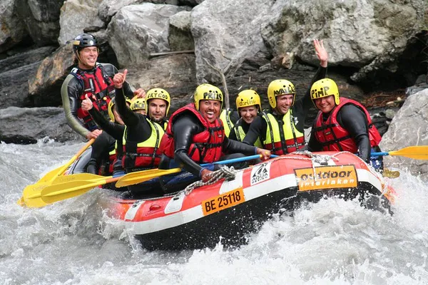 Conquer Interlaken's Rapids: Rafting Adventure from Zurich!
