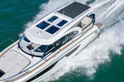 Unveiling Syracuse: A Lavish Private Boat Expedition