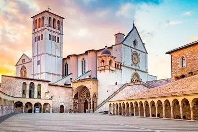 Spiritual Pilgrimage: Assisi & Cascia Private Tour from Rome