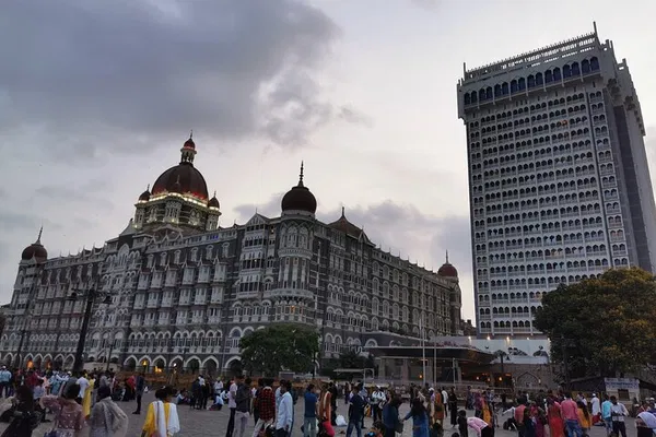 Discover Mumbai: A Private, Immersive Sightseeing Adventure
