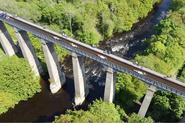 Llangollen Canoe Aqueduct Tour: Paddle High!