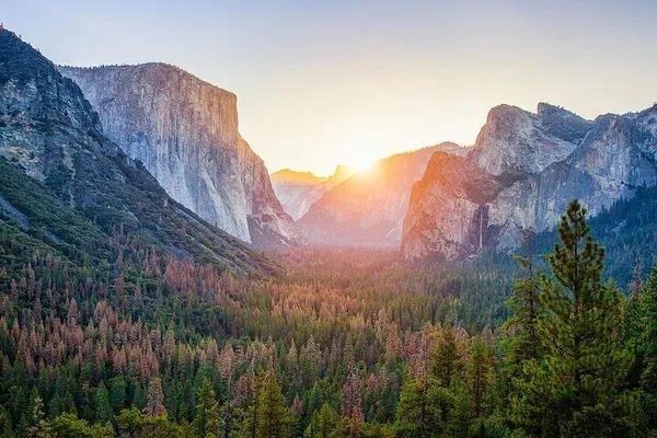 Unforgettable Yosemite Adventure: Small Group Tour from Cupertino