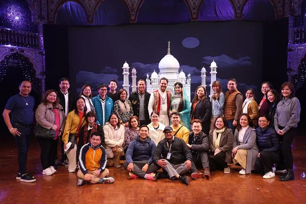 Unveiling Agra's Splendor: An All-Inclusive Taj Mahal & Fort Tour