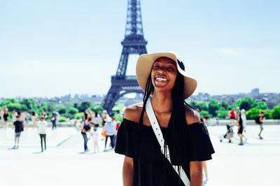 Paris Unveiled: Private City Tour & Seine River Cruise!