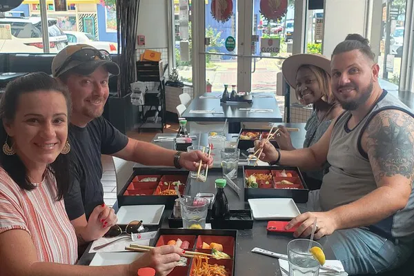 Cocoa Village Food & History Tour: Space Coast Lunch!