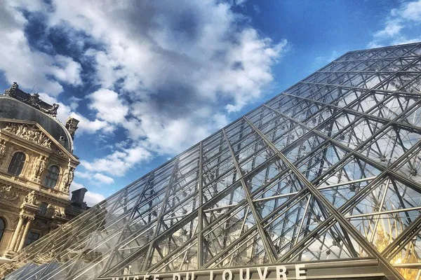 Unlock Louvre's Treasures: An Exclusive Semi-Private Masterpiece Tour