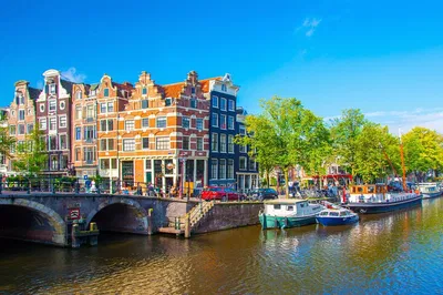 Uncover Amsterdam's Charm: A Personalized Old Town Walking Adventure