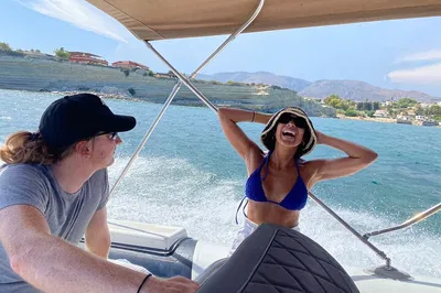 Syracuse Caves Boat Tour with Snorkeling & Brunch