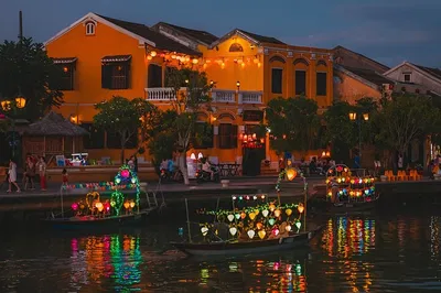 Da Nang & Hoi An Twilight Tour: Ancient Town & Local Flavors