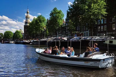 Amsterdam Canal Tour: German-Led Exploration