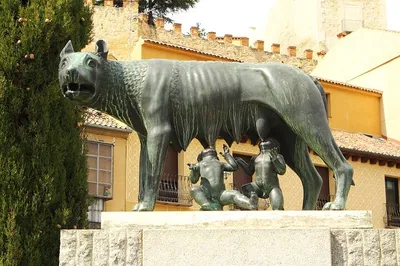 Uncover Segovia's Secrets: A Day of History and Wonder