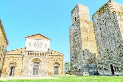 Unveiling Etruscan Mysteries: A Day Trip to Tarquinia & Tuscania from Rome