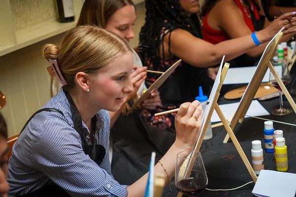 Rome Paint & Sip: Unleash Your Inner Artist!