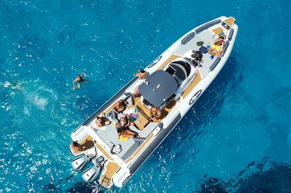 Egadi Islands Boat Tour: Favignana & Levanzo Day Trip