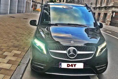 Private Brussels Airport Transfer to Ghent: V-Class