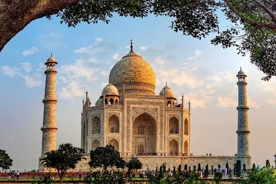Agra Overnight: Taj Mahal, Agra Fort & Baby Taj Tour