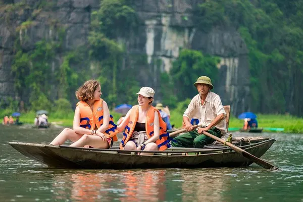 Explore Ninh Binh: Hoa Lu, Trang An & Mua Cave Day Trip from Hanoi