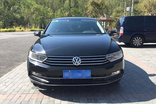 Stress-Free Urumqi Airport Transfer: Your Private Chauffeur Awaits!