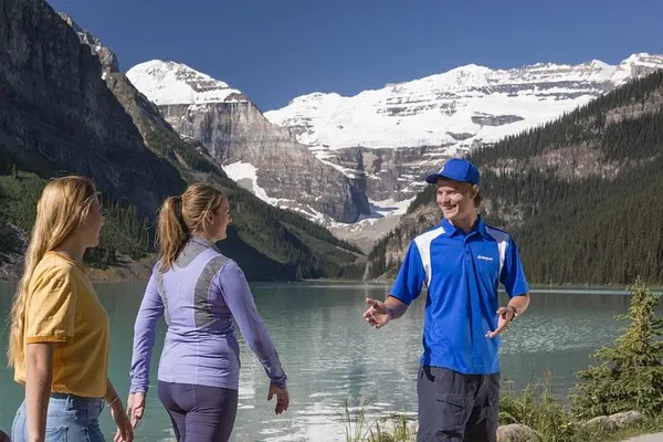 Banff's Best: Lake Louise & Moraine Lake Small Group Tour