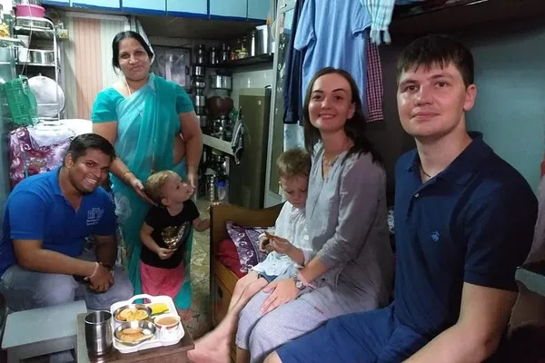 Dharavi Slum Tour: Unveiling Mumbai's Entrepreneurial Heart