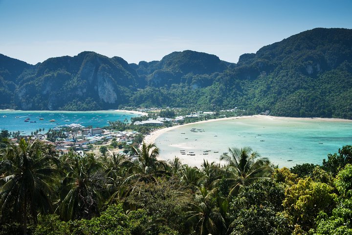 Phuket's Paradise Escape: Phi Phi & Khai Islands Speedboat Adventure